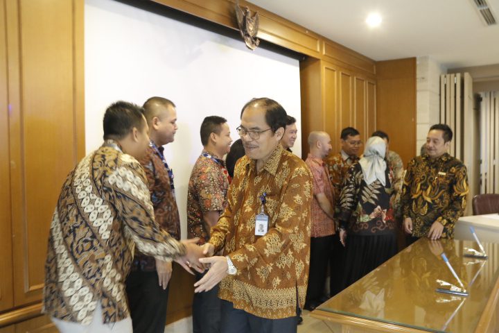 Handover of Division Heads and Branch Office Heads