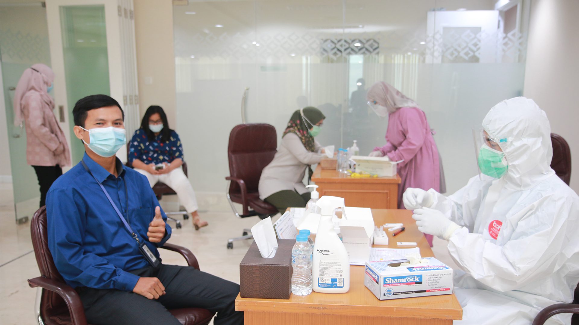 Prioritize Health, PT Asuransi Asei Indonesia Holds Antigen Swab for Employees