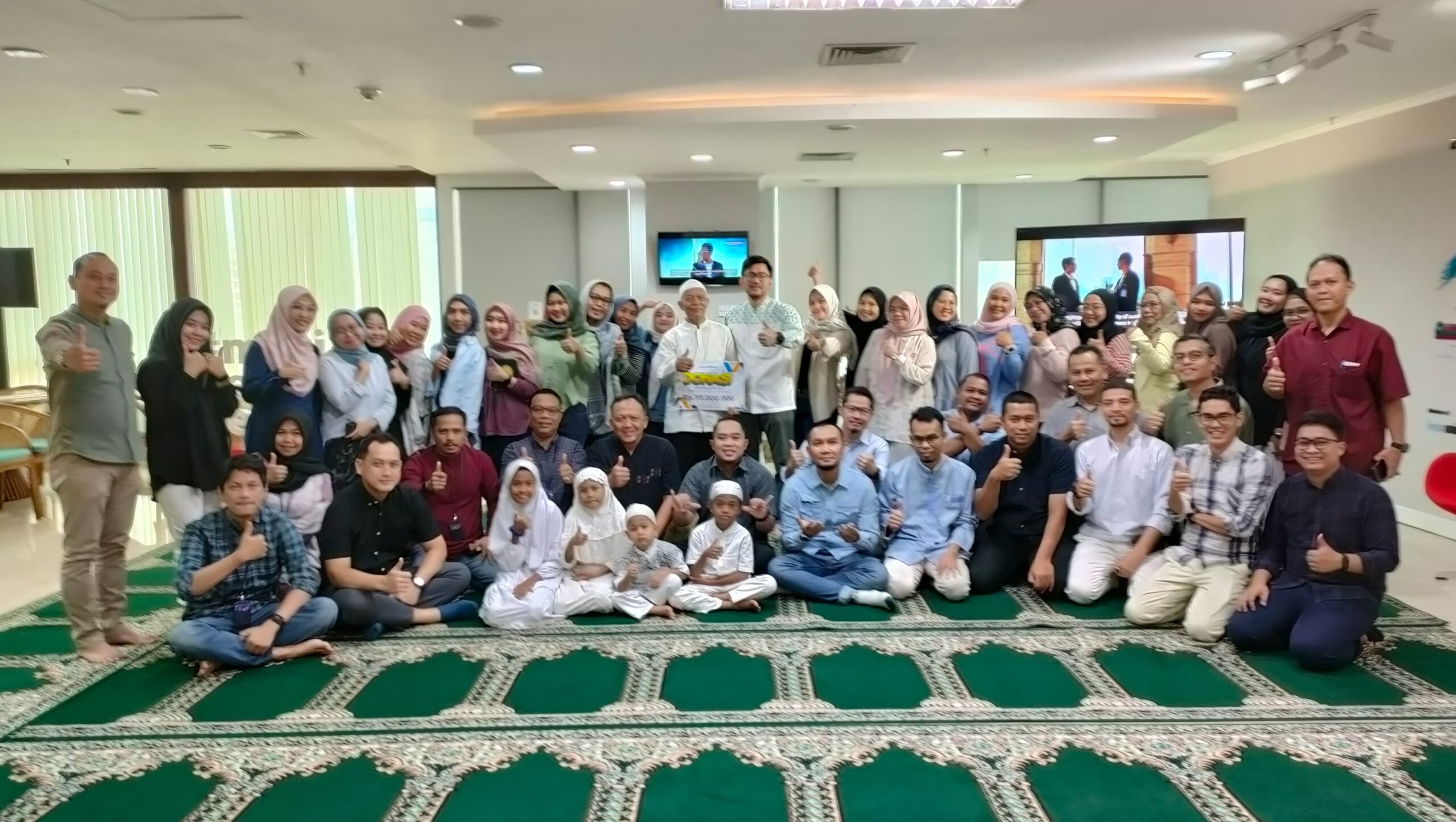 “Asei Mubarak” – Pengajian dan Pemberian Santunan dari Insan Asei untuk Yayasan Darussa’adah